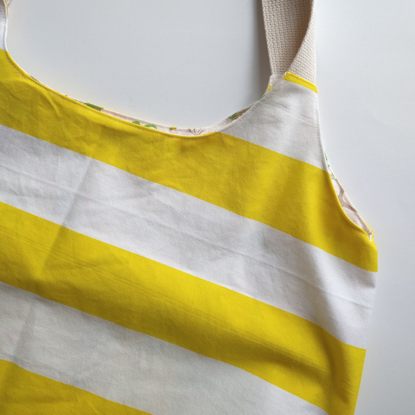 Shopping/beach bag, reversible, size large, yellow stripes jungle (Handmade in Canada)