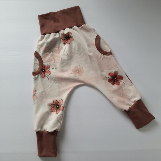 Toddler sweat pants "grow with me", dream flowers, size EUR 92-98 cm / US 18-36 months (Handmade in Canada)