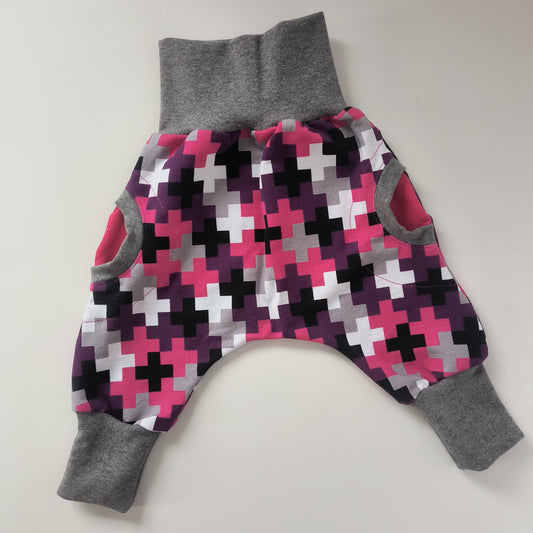 Baby sweat pants "grow with me", crossmix, size EUR 68-74 cm/US 4-9 months (Handmade in Canada)