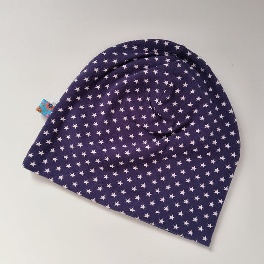 Baby or toddler beanie hat, white stars, size EUR 50 cm head circumference/US 1-2 years (Handmade in Canada)