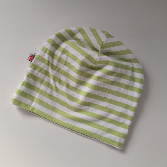 Toddler beanie hat, green white stripes, size EUR 52 cm head circumference/US 2-5 years (Handmade in Canada)