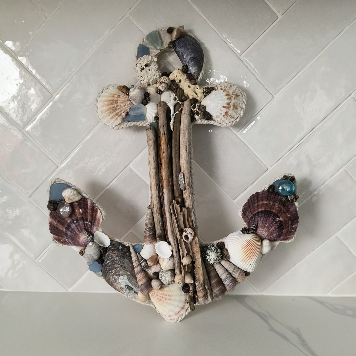 Maritime wall decor, anchor with shells, size large (Handmade in Canada)