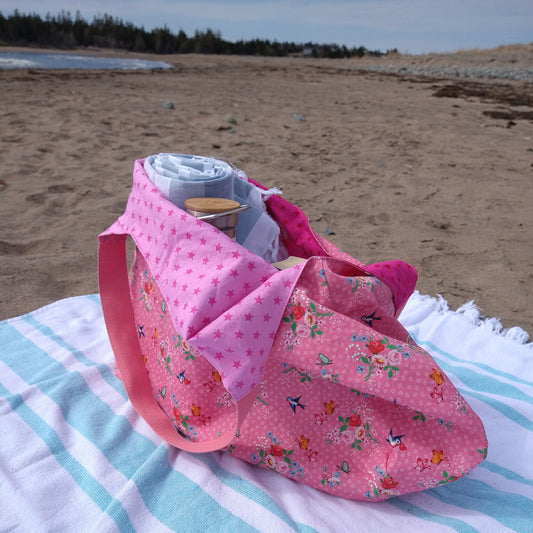 Shopping/Beach bag, reversible, size large, pink flowers and birds (Handmade in Canada)
