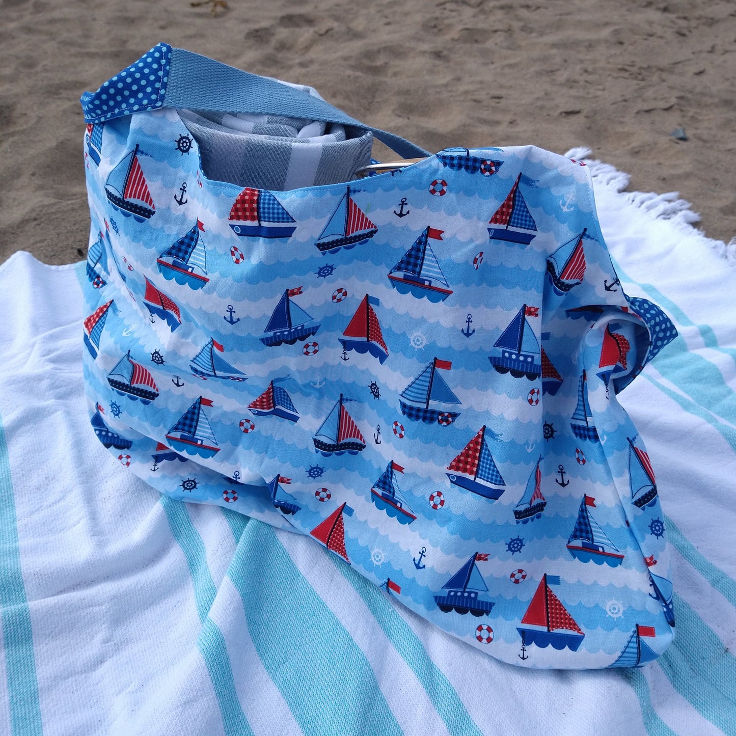 Shopping/Beach bag, reversible, size large, blue sailing ships (Handmade in Canada)